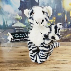 Kuddle Me Toys White Snow Tiger with Baby Plush 14" Stuffed Animals